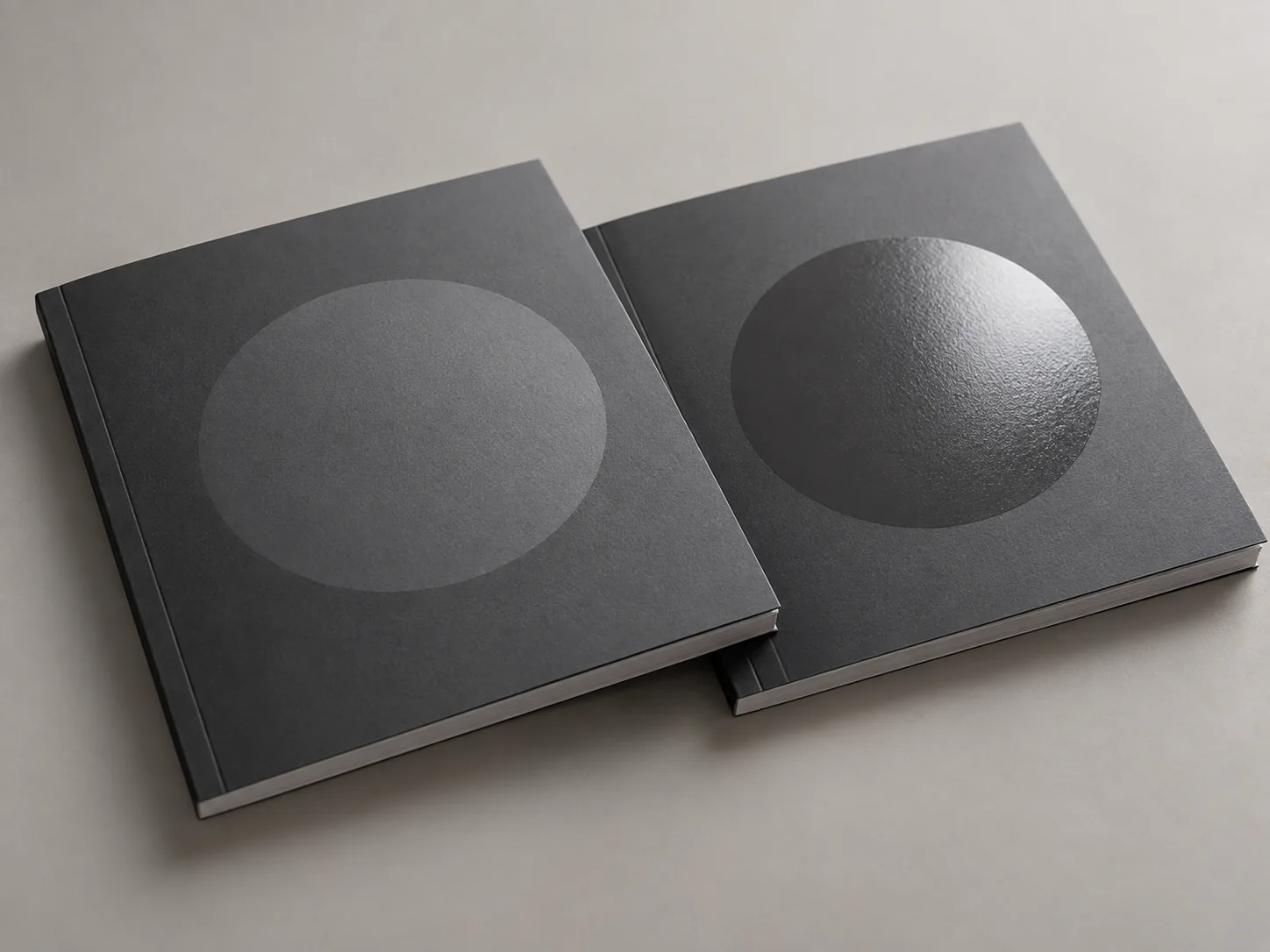 Ламинация и выборочное покрытие на обложке